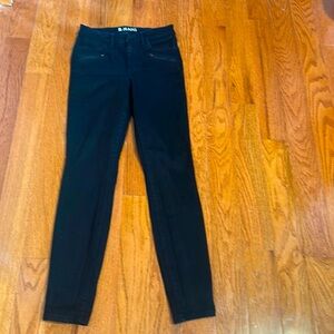 R JEANS BLACK DENIM MID TO HIGH RISE SKINNY JEANS IN SIZE 26